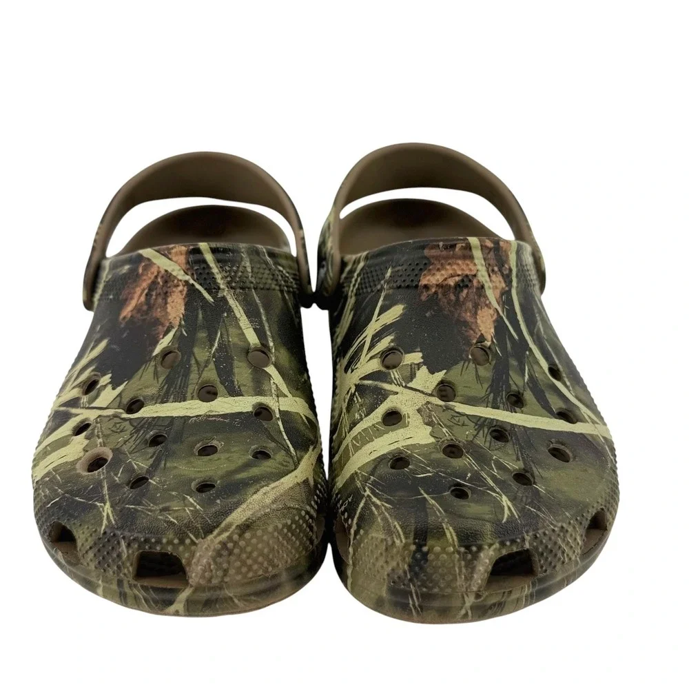 Crocs Classic Clog Kids J1 RealTree Advantage Max-4 Camo Green Brown Shoes